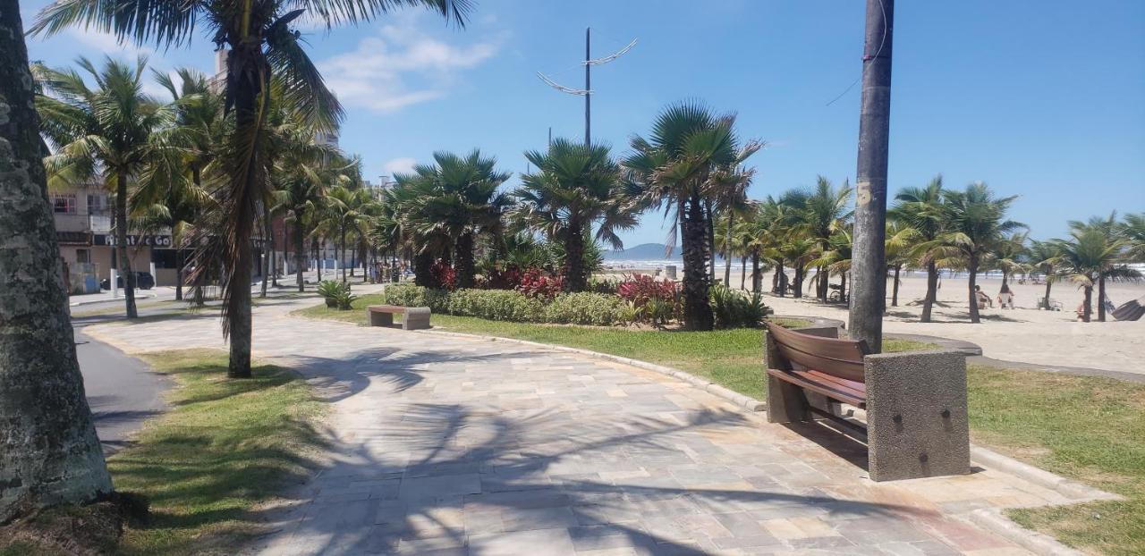 Apartamento Para Relaxar De Frente A Praia Praia Grande  Esterno foto